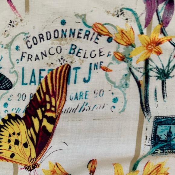 Floral and Butterfly Patterned Scarf - Picture 7 of 8